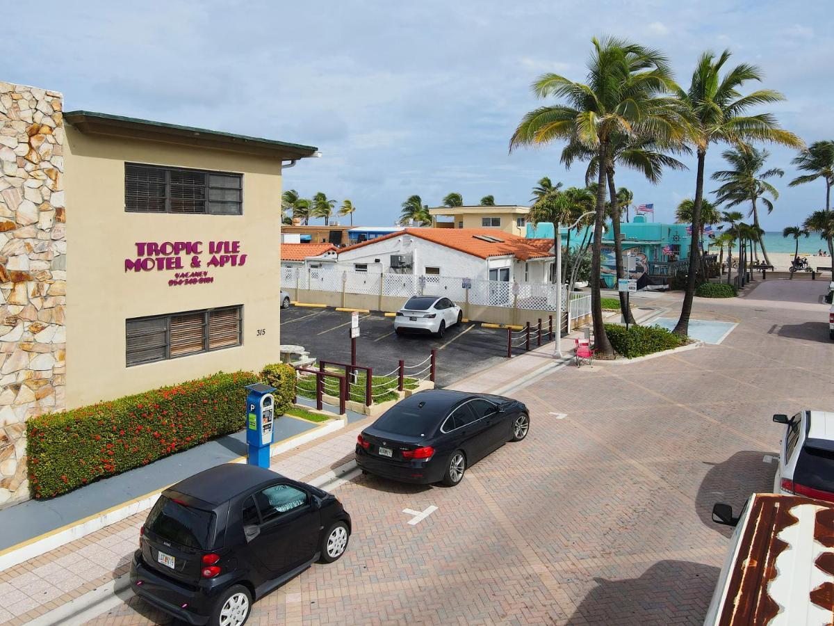 Tropic Isle Hotel & Apartment Hollywood Bagian luar foto
